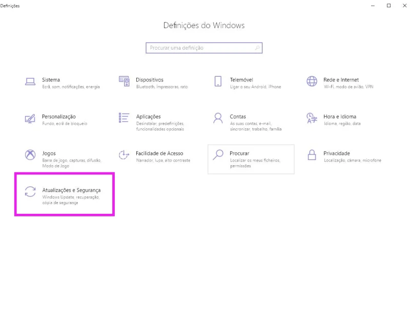 Trava em 43%,50%,94%,e aparece tela azul após atualização de Windows