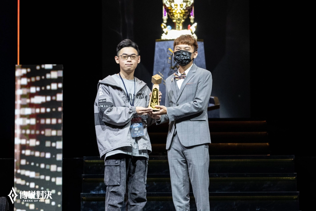 MAD 4:3擊敗FW勇奪《Garena傳說對決》2020 GCS職業聯賽夏季冠軍！ KuKu以精采表現拿下FMVP  MAD誓言挑戰AIC 2020國際賽冠軍寶座