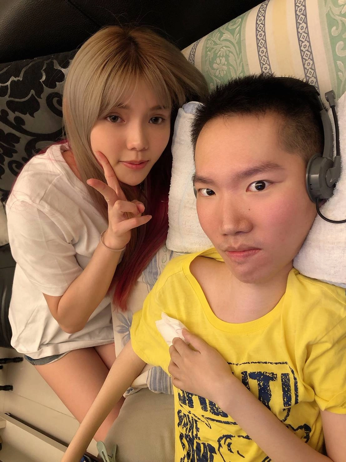 美腿系實況主挑戰500元環島觀眾大方斗內破萬元