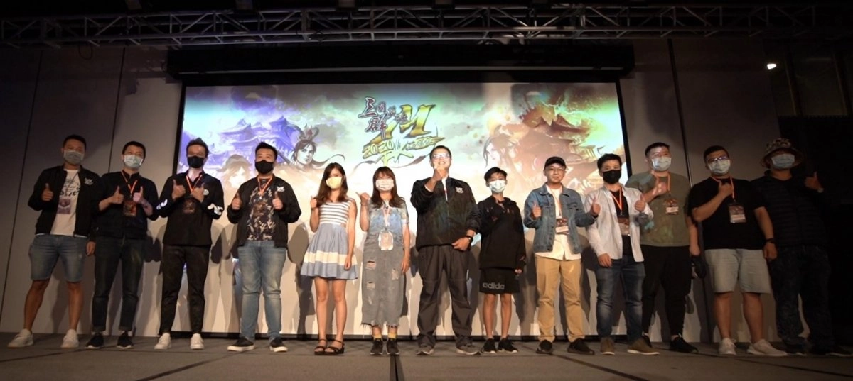 《三國群英傳M》百萬獎金爭霸賽冠軍出爐 「動力火車」熱血代言開唱響徹全場 現場預告10月27日大改版並加開全新伺服器「至尊」