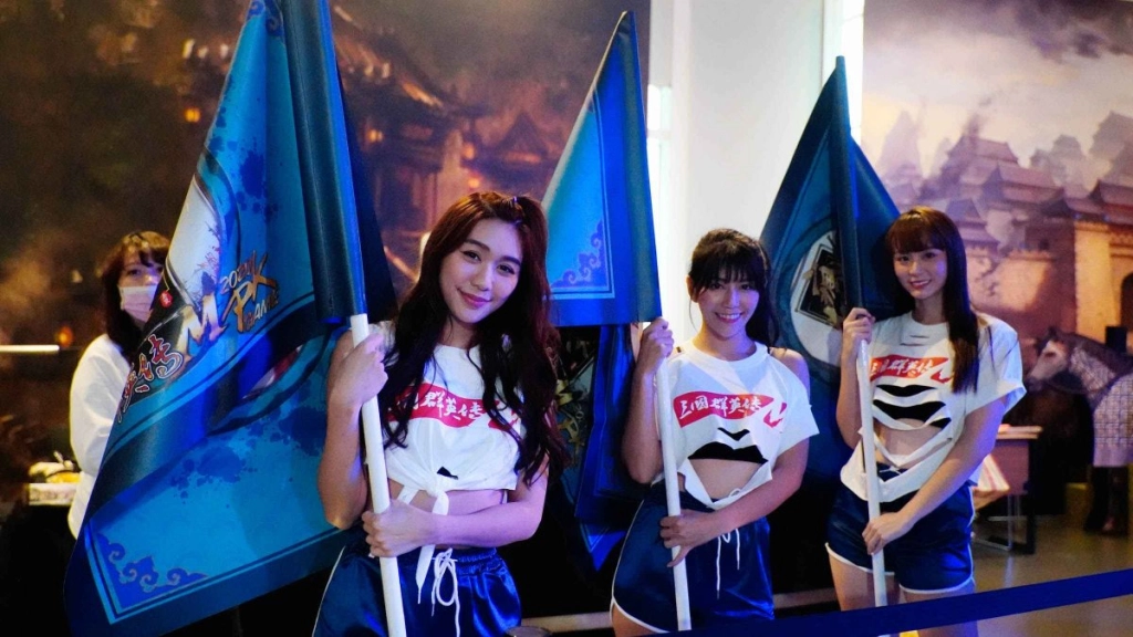 《三國群英傳M》百萬獎金爭霸賽冠軍出爐 「動力火車」熱血代言開唱響徹全場 現場預告10月27日大改版並加開全新伺服器「至尊」